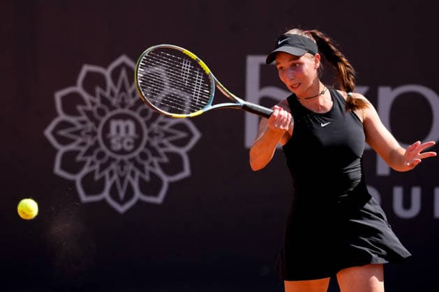 MSC Hamburg Ladies Open - Day 2 Hamburg, Germany. Fifth seed Tamara Korpatsch of Germany plays against Victoria Jimenez Kasintseva of Andorra during their round of 32 match at the 2026 MSC Hamburg Ladies Open women s tennis tournament at Am Rothenbaum in Hamburg, Germany. Hamburg Hamburg Germany  Copyright: xOwenxHammondx originalFilename:hammond-2026msch260721_npoOz.jpg