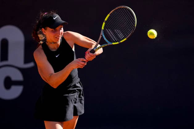 MSC Hamburg Ladies Open - Day 2 Hamburg, Germany. Fifth seed Tamara Korpatsch of Germany plays against Victoria Jimenez Kasintseva of Andorra during their round of 32 match at the 2026 MSC Hamburg Ladies Open women s tennis tournament at Am Rothenbaum in Hamburg, Germany. Hamburg Hamburg Germany  Copyright: xOwenxHammondx originalFilename:hammond-2026msch260721_npwbi.jpg
