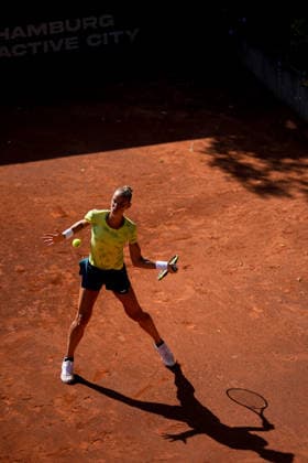 MSC Hamburg Ladies Open - Day 2 Arantxa Rus of the Netherlands plays against Elina Avanesyan of Armenia during their Round of 32 match at the 2026 MSC Hamburg Ladies Open women s tennis tournament at Am Rothenbaum in Hamburg, Germany. Hamburg Hamburg Germany  Copyright: xOwenxHammondx originalFilename:hammond-2026msch260721_npLML.jpg