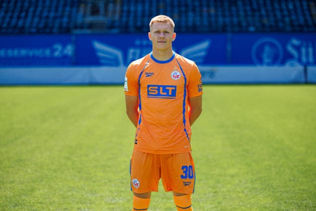 Torwart Yannic Stein ; FC Hansa Rostock ; 3.Liga, Porträttermin 2026 2027 Rostock Ostseestadion Mecklenburg - Vorpommern Deutschland *** Goalkeeper Yannic Stein, FC Hansa Rostock (3. Liga), photo shoot 2026–2027, Rostock Ostseestadion, Mecklenburg-Western Pomerania, Germany