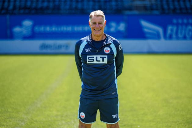 Zeugwart Busfahrer Alexander Ogrinc ; FC Hansa Rostock ; 3.Liga, Porträttermin 2026 2027 Rostock Ostseestadion Mecklenburg - Vorpommern Deutschland *** Equipment Manager and Bus Driver Alexander Ogrinc, FC Hansa Rostock (3rd Division), Profile Session 2026–2027, Rostock Ostseestadion, Mecklenburg-Western Pomerania, Germany