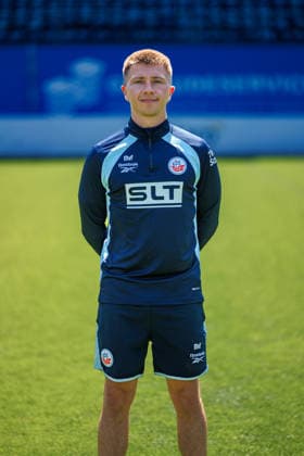 Physiotherapeut Max von Fritschen ; FC Hansa Rostock ; 3.Liga, Porträttermin 2026 2027 Rostock Ostseestadion Mecklenburg - Vorpommern Deutschland *** Physical Therapist Max von Fritschen, FC Hansa Rostock (3rd Division), Profile Session 2026–2027, Rostock Ostseestadion, Mecklenburg-Western Pomerania, Germany