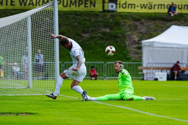 Josh Tymon (Swansea City, 14), Timo Horn (VfL Bochum, 01) AUT, VfL Bochum vs. Swansea City, Fussball, Testspiel, Saison 2026 2027, 21.07.2026 AUT, VfL Bochum vs. Swansea City, Fussball, Testspiel, Saison 2026 2027, 21.07.2026 Mittersill *** Josh Tymon, Swansea City, 14, Timo Horn, VfL Bochum, Jan. 1, VfL Bochum vs. Swansea City, Soccer, Friendly, 2026–2027 Season, July 21, 2026, AUT, VfL Bochum vs. Swansea City, soccer, friendly match, 2026–2027 season, July 21, 2026, Mittersill Copyright: xEibner-Pressefoto MarcelxvonxFehrnx EP_MFN