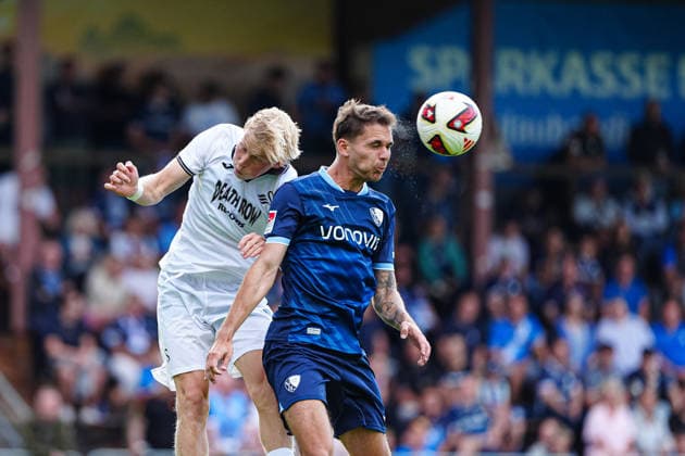 Kopfballduell Luftzweikampf Melker Widell (Swansea City, 07), Michael Steinwender (VfL Bochum, 15) AUT, VfL Bochum vs. Swansea City, Fussball, Testspiel, Saison 2026 2027, 21.07.2026 AUT, VfL Bochum vs. Swansea City, Fussball, Testspiel, Saison 2026 2027, 21.07.2026 Mittersill *** Heading duel, aerial duel: Melker Widell (Swansea City), 07; Michael Steinwender (VfL Bochum), 15; AUT, VfL Bochum vs. Swansea City, soccer, friendly match, 2026–2027 season, July 21, 2026, Austria, VfL Bochum vs. Swansea City, soccer, friendly match, 2026–2027 season, July 21, 2026, Mittersill Copyright: xEibner-Pressefoto MarcelxvonxFehrnx EP_MFN