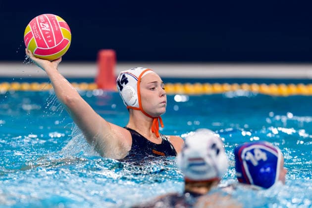 Water polo, Wasserball WORLD CUP NETHERLANDS RUSSIA, Pien Gorter of the Netherlands throws the ball during the Water Polo World Cup Womens Quarter Final match between the Netherlands and Russia at Sydney Olympic Park Aquatic Centre in Sydney, Wednesday, July 22, 2026. ( NO ARCHIVING, EDITORIAL USE ONLY SYDNEY NEW SOUTH WALES AUSTRALIA  Copyright: xSTEVExMARKHAMx 20260722195343020760