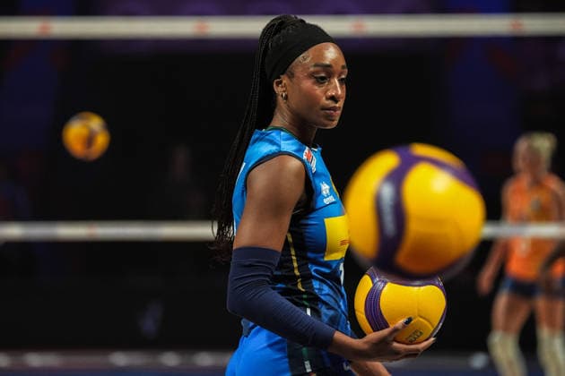 Italy v Netherlands - 2026 FIVB Volleyball Women s Nations League MACAU, CHINA - JULY 22: Players of Italy warm up before the quarter-final match between Italy and Netherlands in the 2026 FIVB Volleyball Women s Nations League (VNL) at East Asian Games Dome on July 22, 2026 in Macao Special Administrative Region, China. Dilara Irem Sancar Anadolu Macau China. Editorial use only. Please get in touch for any other usage.  Copyright: x2026xAnadoluxDilaraxIremxSancarx