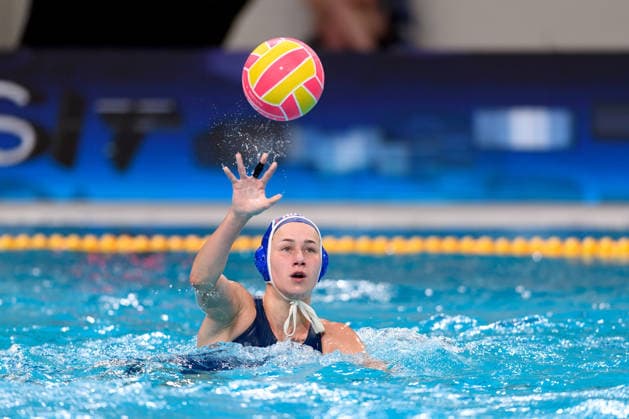 Water polo, Wasserball WORLD CUP NETHERLANDS RUSSIA, Margarita Pystina of Russia throws the ball during the Water Polo World Cup Womens Quarter Final match between the Netherlands and Russia at Sydney Olympic Park Aquatic Centre in Sydney, Wednesday, July 22, 2026. ( NO ARCHIVING, EDITORIAL USE ONLY SYDNEY NEW SOUTH WALES AUSTRALIA  Copyright: xSTEVExMARKHAMx 20260722129436241811
