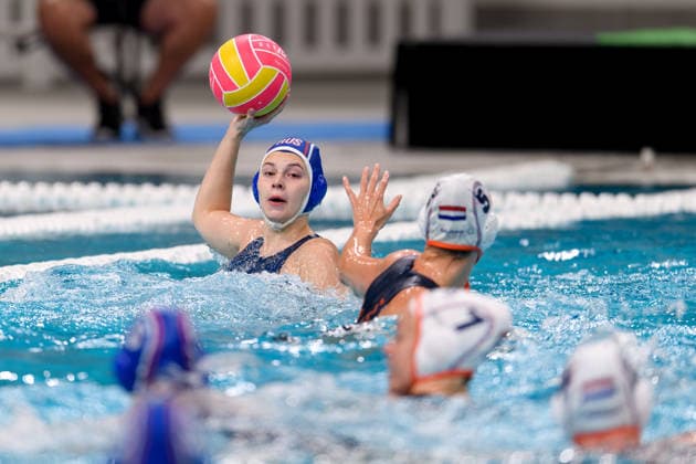 Water polo, Wasserball WORLD CUP NETHERLANDS RUSSIA, Viktoriia Guskova of Russia throws the ball during the Water Polo World Cup Womens Quarter Final match between the Netherlands and Russia at Sydney Olympic Park Aquatic Centre in Sydney, Wednesday, July 22, 2026. ( NO ARCHIVING, EDITORIAL USE ONLY SYDNEY NEW SOUTH WALES AUSTRALIA  Copyright: xSTEVExMARKHAMx 20260722154370569973