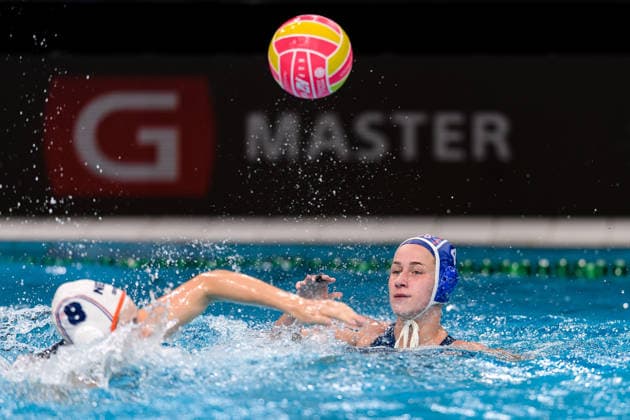 Water polo, Wasserball WORLD CUP NETHERLANDS RUSSIA, Margarita Pystina of Russia throws the ball during the Water Polo World Cup Womens Quarter Final match between the Netherlands and Russia at Sydney Olympic Park Aquatic Centre in Sydney, Wednesday, July 22, 2026. ( NO ARCHIVING, EDITORIAL USE ONLY SYDNEY NEW SOUTH WALES AUSTRALIA  Copyright: xSTEVExMARKHAMx 20260722164882096420