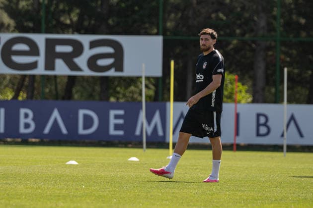Besiktas prepares for Midtjylland clash ISTANBUL, TURKIYE - JULY 22: Orkun Kokcu of Besiktas attends a training session under the lead of head coach Vincenzo Italiano ahead of the Midtjylland clash as part of UEFA Europa League second qualifying round, at BJK Nevzat Demir Facilities in Istanbul, Turkiye on July 22, 2026. Celal Gunes Anadolu Istanbul Turkey. Editorial use only. Please get in touch for any other usage.  Copyright: x2026xAnadoluxCelalxGunesx