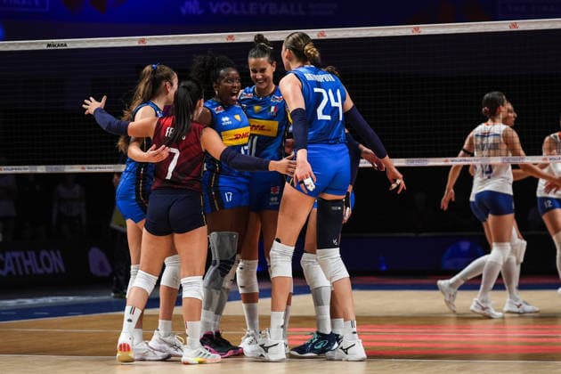 Italy v Netherlands - 2026 FIVB Women s Volleyball Nations League ?????? MACAU, CHINA - JULY 22: Players of Italy celebrate a point during the 2026 FIVB Women s Volleyball Nations League quarter-final match between Italy and Netherlands at East Asian Games Dome in Macau, China on July 22, 2026. Dilara Irem Sancar Anadolu Macau China. Editorial use only. Please get in touch for any other usage.  Copyright: x2026xAnadoluxDilaraxIremxSancarx