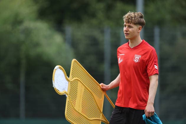 220626 Halle Saale Sachsen Anhalt Fußball Hallescher FC Halle HFC Regionalliga Nordost 4. Liga Männer Saison 2025 2026 Training Testpieler Max Herrmann *** 220626 Halle, Saale, Saxony-Anhalt; Sports; Soccer; Hallescher FC Halle (HFC); Northeast Regional League; 4th Division; Men; 2025–2026 Season; Practice; Trial Player Max Herrmann
