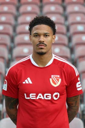 Justin Butler; FC Energie Cottbus; 2.Liga, Porträttermin 2026 2027 Fussball 2. Liga 2026 2027 Offizieller Portraitermin FC Energie Cottbus *** Justin Butler, FC Energie Cottbus, 2. Bundesliga, Official Photo Shoot 2026–2027, Soccer, 2. Bundesliga 2026–2027, Official Photo Shoot for FC Energie Cottbus
