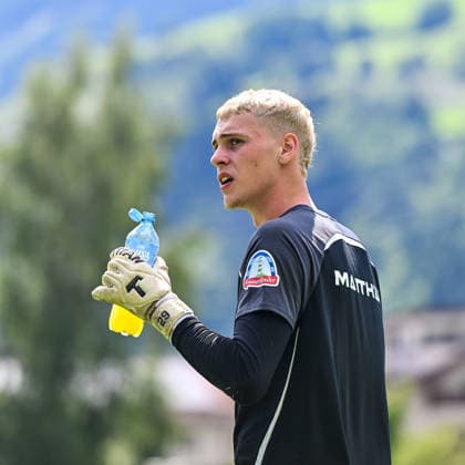22.07.2026, AUT, Fußball, Herren, 1. Bundesliga, Trainingslager, Saison 2026 2027, Zell am Ziller, SV Werder Bremen Torwart Calvin Seidler (Werder Bremen, 50) Zell am Ziller Parkstadion Tirol Österreich *** July 22, 2026, Austria, Soccer, Men s, 1. Bundesliga, Training Camp, 2026–2027 Season, Zell am Ziller, SV Werder Bremen goalkeeper Calvin Seidler, Werder Bremen, 50 Zell am Ziller Parkstadion, Tyrol, Austria Copyright: xNordphotox xHafnerx