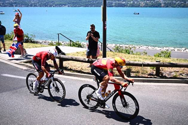 Tour de France 2026 Stage 17 VOIRON, FRANCE - JULY 22 : Abrahamsen Jonas (NOR) of Uno-X Mobility, Veistroffer Baptiste (FRA) of Lotto - Intermarche during stage 17 of the 113rd edition of Tour de France an UCI World Tour 2.UWT cycling road race stage for Men Elite of 175 km with start in Chambery and finish in Voiron on July 22, 2026 in Voiron, France, 22 07 2026 ( Motordriver Kurt Vandenborre - Voiron France  Copyright: xGvgx