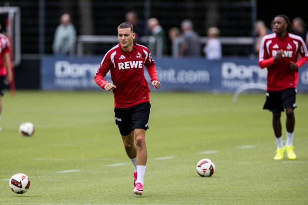COLOGNE, GERMANY - JULY 22: Said El Mala (1. FC Koeln, 13) controls the ball during a training session of season 2026 27 at Geissbockheim on July 22, 2026 in Cologne, Germany. North Rhine Westphalia Germany Copyright: xSteffiexWunderlx