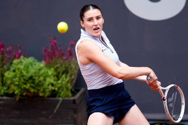 MSC Hamburg Ladies Open - Day 3 Elsa Jacquemot of France plays against Tessa Johanna Brockmann of Germany during their Round of 32 match at the 2026 MSC Hamburg Ladies Open Women s tennis tournament at Am Rothenbaum in Hamburg, Germany. Hamburg Hamburg Germany  Copyright: xOwenxHammondx originalFilename:hammond-2026msch260722_np41E.jpg