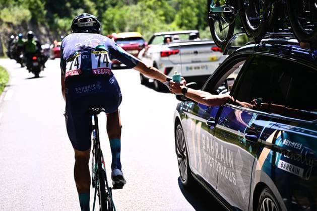 Polish Kamil Gradek of Bahrain Victorious takes a drinking bottle during stage 17 of the 2026 Tour de France cycling race, a stage of 175km from Chambery to Voiron, on Wednesday 22 July 2026. The 113th edition of the Tour de France starts on Saturday 4 July in Barcelona, Spain, and will finish in Paris, France on the 26th of July. POOLxGREGORYxVANxGANSEN  x181750317x