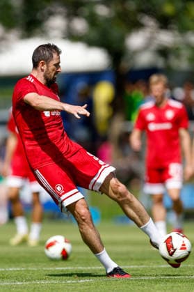 SOCCER - Schalke vs Kharkiv, test match KEMATEN,AUSTRIA,22.JUL.26 - SOCCER - 1. DFL, 1. Deutsche Bundesliga, Premjer-Liha, FC Schalke 04 vs FC Kharkiv, test match. Image shows Ivan Kaliuzhnyi (Kharkiv).  GEPAxpictures xMarkoxVulic