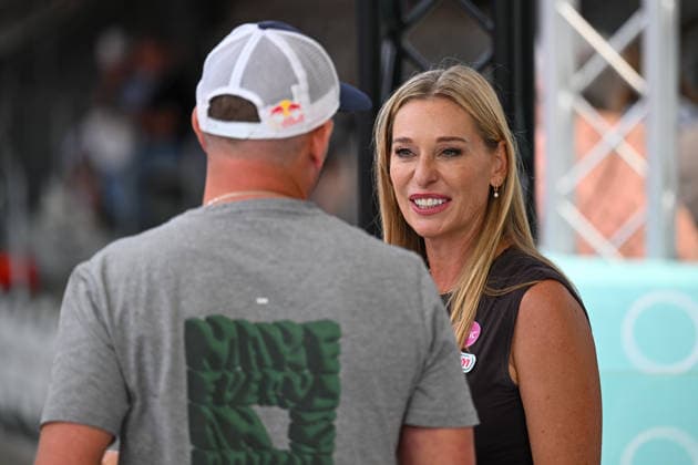 TENNIS - ATP, Tennis Herren Generali Open 2026 KITZBUEHEL,AUSTRIA,22.JUL.26 - TENNIS - ATP World Tour, Generali Open. Image shows Barbara Schett Eagle (Servus TV) and Thomas Morgenstern.  GEPAxpictures xDanielxSchoenherr