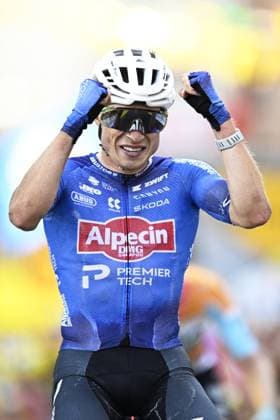 Belgian Jasper Philipsen of Alpecin-Premier Tech celebrates after winning stage 17 of the 2026 Tour de France cycling race, a stage of 175km from Chambery to Voiron, on Wednesday 22 July 2026. The 113th edition of the Tour de France starts on Saturday 4 July in Barcelona, Spain, and will finish in Paris, France on the 26th of July. JASPERxJACOBS  x181763990x