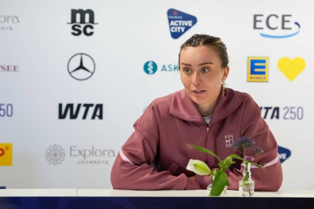 MSC Hamburg Ladies Open - Day 3 Paula Badosa of Spain speaks with media after her Round of 32 match against Katarzyna Kawa of Poland at the 2026 MSC Hamburg Ladies Open Women s tennis tournament taking place at Am Rothenbaum, Hamburg, Germany, on july 22, 2026. Hamburg Hamburg Germany  Copyright: xOwenxHammondx originalFilename:hammond-2026msch260722_np0d6.jpg