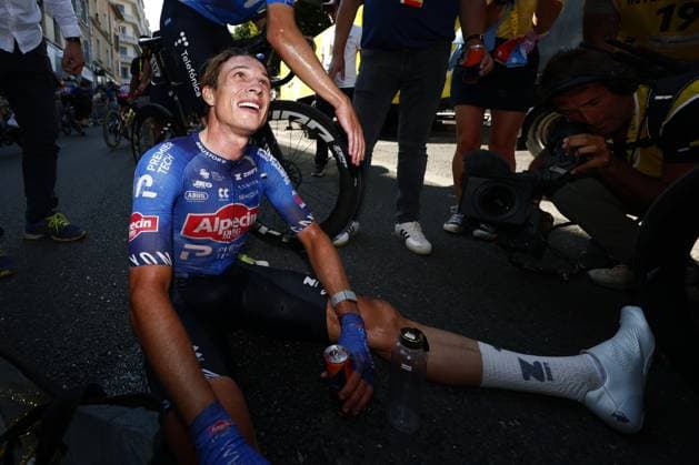 Belgian Jasper Philipsen of Alpecin-Premier Tech celebrates after winning stage 17 of the 2026 Tour de France cycling race, a stage of 175km from Chambery to Voiron, on Wednesday 22 July 2026. The 113th edition of the Tour de France starts on Saturday 4 July in Barcelona, Spain, and will finish in Paris, France on the 26th of July. POOLxLUCAxBETTINI  x181764279x