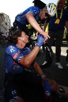 Belgian Jasper Philipsen of Alpecin-Premier Tech celebrates after winning stage 17 of the 2026 Tour de France cycling race, a stage of 175km from Chambery to Voiron, on Wednesday 22 July 2026. The 113th edition of the Tour de France starts on Saturday 4 July in Barcelona, Spain, and will finish in Paris, France on the 26th of July. POOLxLUCAxBETTINI  x181764280x