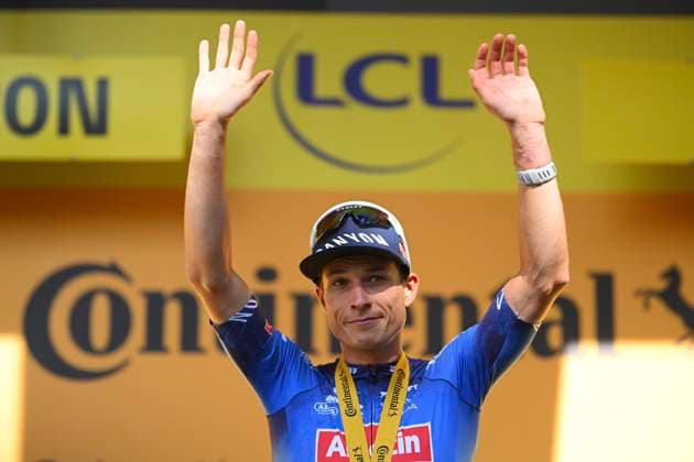 Tour de France 2026 Stage 17 VOIRON, FRANCE - JULY 22 : Philipsen Jasper (BEL) of Alpecin - Premier Tech pictured during the podium ceremony of stage 17 of the 113rd edition of Tour de France an UCI World Tour 2.UWT cycling road race stage for Men Elite of 175 km with start in Chambery and finish in Voiron on July 22, 2026 in Voiron, France, 22 07 2026 ( Motordriver Kurt Vandenborre - Voiron France  Copyright: xGvgx