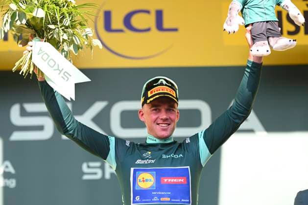 Tour de France 2026 Stage 17 VOIRON, FRANCE - JULY 22 : Pedersen Mads (DEN) of Lidl - Trek pictured with the green jersey during the podium ceremony of stage 17 of the 113rd edition of Tour de France an UCI World Tour 2.UWT cycling road race stage for Men Elite of 175 km with start in Chambery and finish in Voiron on July 22, 2026 in Voiron, France, 22 07 2026 ( Motordriver Kurt Vandenborre - Voiron France  Copyright: xGvgx