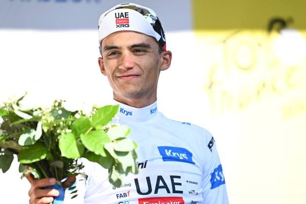Mexican Isaac Del Toro of UAE Team Emirates XRG celebrates on the podium in the white jersey for best young rider after stage 17 of the 2026 Tour de France cycling race, a stage of 175km from Chambery to Voiron, on Wednesday 22 July 2026. The 113th edition of the Tour de France starts on Saturday 4 July in Barcelona, Spain, and will finish in Paris, France on the 26th of July. DAVIDxPINTENS  x181766168x