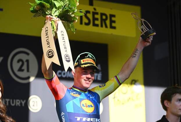Tour de France 2026 Stage 17 VOIRON, FRANCE - JULY 22 : Pedersen Mads (DEN) of Lidl - Trek pictured with the combativity prize during the podium ceremony of stage 17 of the 113rd edition of Tour de France an UCI World Tour 2.UWT cycling road race stage for Men Elite of 175 km with start in Chambery and finish in Voiron on July 22, 2026 in Voiron, France, 22 07 2026 ( Motordriver Kurt Vandenborre - Voiron France  Copyright: xGvgx