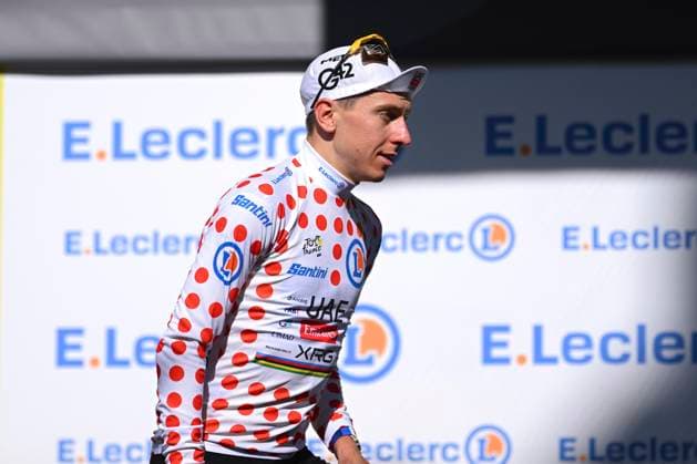 Tour de France 2026 Stage 17 VOIRON, FRANCE - JULY 22 : Pogacar Tadej (SLO) of UAE Team Emirates - XRG pictured with the polka dot jersey during the podium ceremony of stage 17 of the 113rd edition of Tour de France an UCI World Tour 2.UWT cycling road race stage for Men Elite of 175 km with start in Chambery and finish in Voiron on July 22, 2026 in Voiron, France, 22 07 2026 ( Motordriver Kurt Vandenborre - Voiron France  Copyright: xGvgx