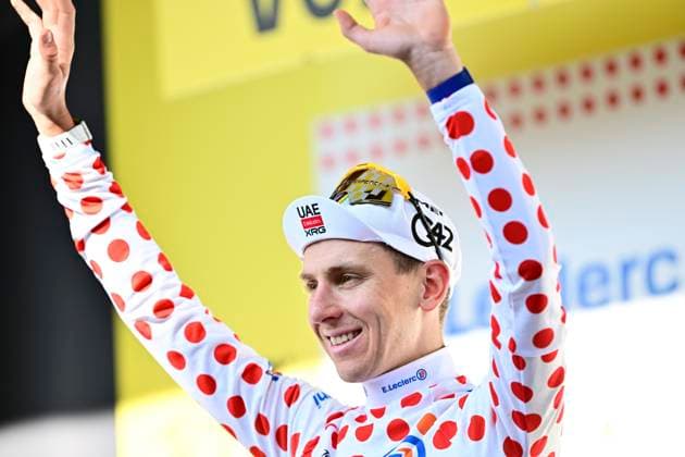 Tour de France 2026 Stage 17 VOIRON, FRANCE - JULY 22 : Pogacar Tadej (SLO) of UAE Team Emirates - XRG pictured with the polka dot jersey during the podium ceremony of stage 17 of the 113rd edition of Tour de France an UCI World Tour 2.UWT cycling road race stage for Men Elite of 175 km with start in Chambery and finish in Voiron on July 22, 2026 in Voiron, France, 22 07 2026 ( Motordriver Kurt Vandenborre - Voiron France  Copyright: xPeterxDexVoechtx