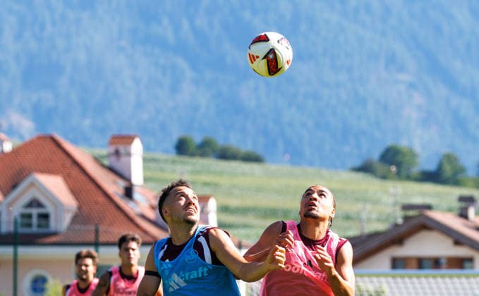 22.07.2026 - Fussball - 2. Fussball-Bundesliga - Saison 2026 2027 - 1. FC Nürnberg FCN Club - Trainingslager Sommer Sommertrainingslager Gais - Bruneck - Südtirol - Zink DaMa - xdaxmax - Julian Justvan (10, 1. FC Nürnberg FCN ) Rafael Lubach (18, 1. FC Nürnberg FCN ) *** July 22, 2026 Soccer 2 Soccer Bundesliga 2026–2027 Season 1 FC Nuremberg (FCN) Club Summer Training Camp Summer Training Camp in Gais, Brunico, South Tyrol Zink DaMa xdaxmax Julian Justvan 10, 1 FC Nuremberg (FCN) Rafael Lubach 18, 1 FC Nuremberg (FCN)