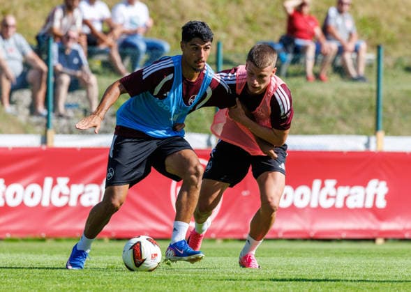22.07.2026 - Fussball - 2. Fussball-Bundesliga - Saison 2026 2027 - 1. FC Nürnberg FCN Club - Trainingslager Sommer Sommertrainingslager Gais - Bruneck - Südtirol - Zink DaMa - xdaxmax - Can Yahya Moustfa (28, 1. FC Nürnberg FCN ) Tobias Heß Hess ( U23 FCN ) *** July 22, 2026 Soccer 2 Soccer Bundesliga 2026–2027 Season 1 FC Nuremberg (FCN) Club Summer Training Camp Summer Training Camp in Gais, Brunico, South Tyrol Zink DaMa xdaxmax Can Yahya Moustfa 28, 1 FC Nuremberg (FCN) Tobias Heß (Hess) FCN U23