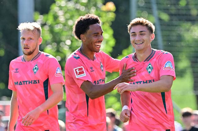 22.07.2026, AUT, Freundschaftsspiel SV Werder Bremen vs Fagiano Okayama Fussball, Saison 2026 2027), 1:0 werder Chuki (Werder Bremen 20); Zell am Ziller Parkstadion Zillertal Österreich *** July 22, 2026, Austria, Friendly Match: SV Werder Bremen vs. Fagiano Okayama, Soccer, 2026–2027 Season, 1–0, Werder Chuki, Werder Bremen, Zell am Ziller, Parkstadion Zillertal, Austria Copyright: xnordphotoxGmbHx xKFOTOx