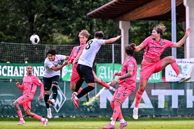 22.07.2026, AUT, Fußball, Herren, 1. Bundesliga, FSP, Saison 2026 2027, Zell am Ziller, SV Werder Bremen vs Fagiano Okayama Tor zum 2:0 durch Mats Heitmann (Werder Bremen, 36) per Kopfball Zell am Ziller Parkstadion Tirol Österreich *** July 22, 2026, Austria, Soccer, Men s, 1. Bundesliga, FSP, 2026–2027 Season, Zell am Ziller, SV Werder Bremen vs. Fagiano Okayama; 2–0 goal by Mats Heitmann (Werder Bremen), 36th minute, header; Zell am Ziller Parkstadion, Tyrol, Austria Copyright: xNordphotox xHafnerx