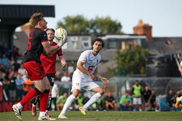 Players of both teams seen during UEFA Conference League qualifying game between teams of Bohemians FC and FC Ballkani (Maria Eduarda Lopes Ball Raw Images) Dublin Dalymount Park Ireland Copyright: xMariaxEduardaxLopesx mariaeduarda_bohemians_fcballkani_2627_2-23