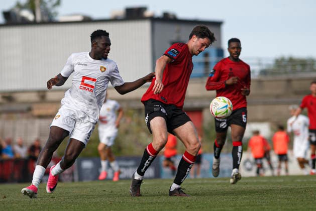 Valentin Serebe and Patrick Hickey seen during UEFA Conference League qualifying game between teams of Bohemians FC and FC Ballkani (Maria Eduarda Lopes Ball Raw Images) Dublin Dalymount Park Ireland Copyright: xMariaxEduardaxLopesx mariaeduarda_bohemians_fcballkani_2627_2-3