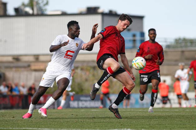 Valentin Serebe and Patrick Hickey seen during UEFA Conference League qualifying game between teams of Bohemians FC and FC Ballkani (Maria Eduarda Lopes Ball Raw Images) Dublin Dalymount Park Ireland Copyright: xMariaxEduardaxLopesx mariaeduarda_bohemians_fcballkani_2627_2-4