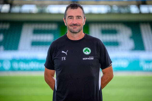 22.07.2026 - SpVgg Greuther Fürth ( Kleeblatt Spielvereinigung ) - 2. BL Fussball Bundesliga - Saison 2026 2027 - Fototermin Porträttermin Vorstellung Präsentation Pressetermin - - Einzelbild Einzelfoto Portrait Porträt Kopfbild - Frank Kackert (Torwarttrainer SpVgg Greuther Fürth ) *** July 22, 2026 SpVgg Greuther Fürth Kleeblatt Spielvereinigung 2nd Division Soccer Bundesliga 2026–2027 Season Photo Shoot Portrait Session Introduction Presentation Press Event Single Image Individual Photo Portrait Headshot Frank Kackert Goalkeeper Coach SpVgg Greuther Fürth