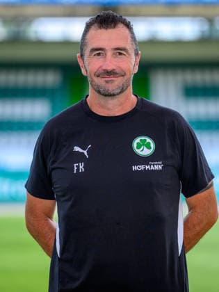 22.07.2026 - SpVgg Greuther Fürth ( Kleeblatt Spielvereinigung ) - 2. BL Fussball Bundesliga - Saison 2026 2027 - Fototermin Porträttermin Vorstellung Präsentation Pressetermin - - Einzelbild Einzelfoto Portrait Porträt Kopfbild - Frank Kackert (Torwarttrainer SpVgg Greuther Fürth ) *** July 22, 2026 SpVgg Greuther Fürth Kleeblatt Spielvereinigung 2nd Division Soccer Bundesliga 2026–2027 Season Photo Shoot Portrait Session Introduction Presentation Press Event Single Image Individual Photo Portrait Headshot Frank Kackert Goalkeeper Coach SpVgg Greuther Fürth