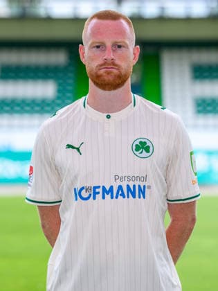 22.07.2026 - SpVgg Greuther Fürth ( Kleeblatt Spielvereinigung ) - 2. BL Fussball Bundesliga - Saison 2026 2027 - Fototermin Porträttermin Vorstellung Präsentation Pressetermin - - Einzelbild Einzelfoto Portrait Porträt Kopfbild - Paul Will (13, SpVgg Greuther Fürth ) *** July 22, 2026 SpVgg Greuther Fürth Kleeblatt Spielvereinigung 2nd Division Soccer Bundesliga 2026–2027 Season Photo Shoot Portrait Session Introduction Presentation Press Conference Single Image Individual Photo Portrait Headshot Paul Will 13, SpVgg Greuther Fürth