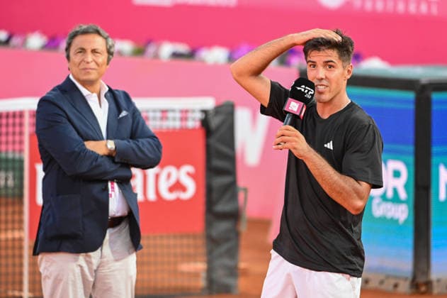 July 22, 2026, Lisbon, Lisbon, Portugal: Tiago Torres of Portugal reacts and speaks during an on-court interview following his surprise victory against Alejandro Tabilo in the Round of 16. Millennium Estoril Open ATP, Tennis Herren tennis tournament at Clube de Tenis do Estoril. Lisbon Portugal - ZUMAr238 20260722_zip_r238_059 Copyright: xRicardoxRochax