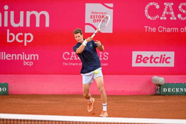 July 22, 2026, Lisbon, Lisbon, Portugal: ALEXANDER BLOCKX in action during the Round of 16 at the Millennium Estoril Open ATP, Tennis Herren tennis tournament at Clube de Tenis do Estoril. Lisbon Portugal - ZUMAr238 20260722_zip_r238_063 Copyright: xRicardoxRochax