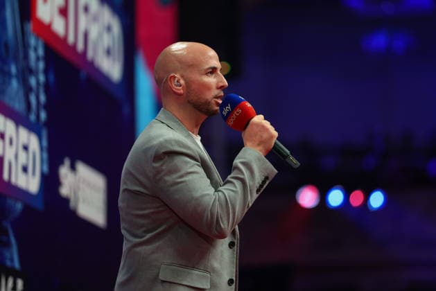 RECORD DATE NOT STATED 22nd July 2026, Winter Gardens, Blackpool, Lancashire, England; 2026 Betfred World Matchplay Darts, Day Five; Lewis Jones announcing the first game will not recommence after Cameron Menzies left the stage due to a medical reason AidanxHunter