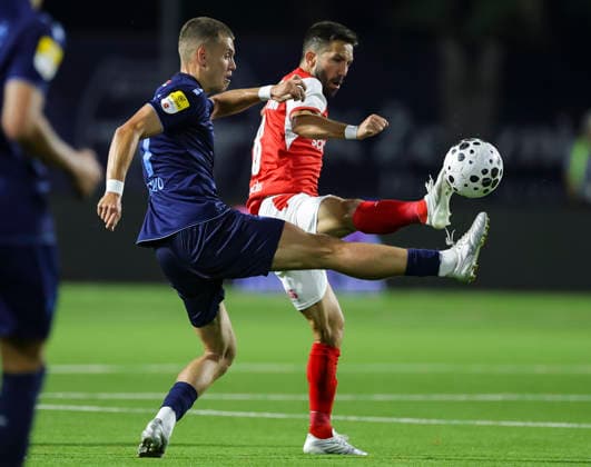 Zeleznicar v Braga- UEFA Conference League Season 2026 2027 Joao Moutinho (R) of Braga competes for the ball against Kristian Sekularac of Zeleznicar during the UEFA Conference League Season 2026 2027 Second qualifying round 1st leg match between FK Zeleznicar Pancevo and FC Braga at stadium SC Mladost on July 22, 2026 in Pancevo, Serbia. Pancevo Serbia Copyright: xSrdjanxStevanovicx x