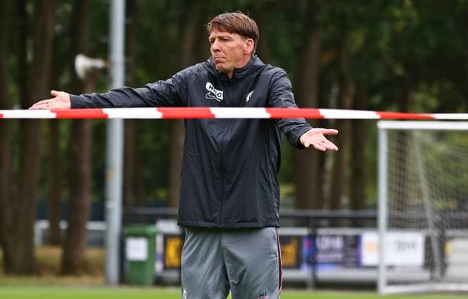 22.07.2026, NED, Fußball, Herren, 1. Bundesliga, Saison 2026 2027, Trainingslager, Rasenplatz , SV Elversberg Co-Trainer Mike Frantz ( Elversberg ) Stroe Rasenplatz Gelderland Niederlande *** July 22, 2026, NED, Soccer, Men s, 1st Bundesliga, 2026–2027 Season, Training Camp, Grass Field, SV Elversberg Assistant Coach Mike Frantz, Elversberg, Stroe, Grass Field, Gelderland, Netherlands Copyright: xNordphotox xSMx