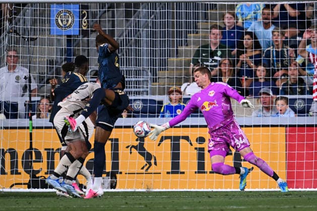 CHESTER, PA - JULY 22: Philadelphia Union midfield Neil Pierre 44 heads the ball for a goal during the game between the Philadelphia Union and the New York Red Bulls on July 22nd, 2026 at Subaru Park in Chester, PA. (Photo by Terence Lewis Icon Sportswire) SOCCER: JUL 22 MLS, Fussball Herren, USA Philadelphia Union vs Red Bull New York EDITORIAL USE ONLY Icon260722016